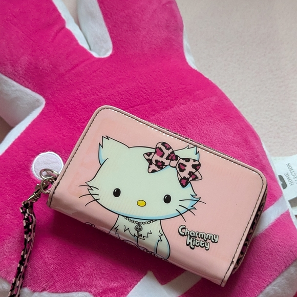 Hello Kitty Accessories - Hello Kitty Charmmy Kitty Wallet